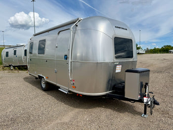 New 2026 Airstream World Traveler 22RB Travel Trailer - Sagebrush Exterior - Tailored Linen Interior - VIN: 1STGHTF10TJ579385 - Stock #R60024
New 2026 Airstream World Traveler 22RB Travel Trailer - Sagebrush Exterior - Tailored Linen Interior - VIN: 1STGHTF10TJ579385 - Stock #R60024