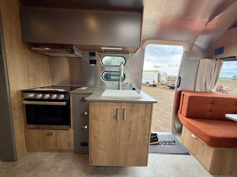 2024 Airstream Trade Wind 25FBT