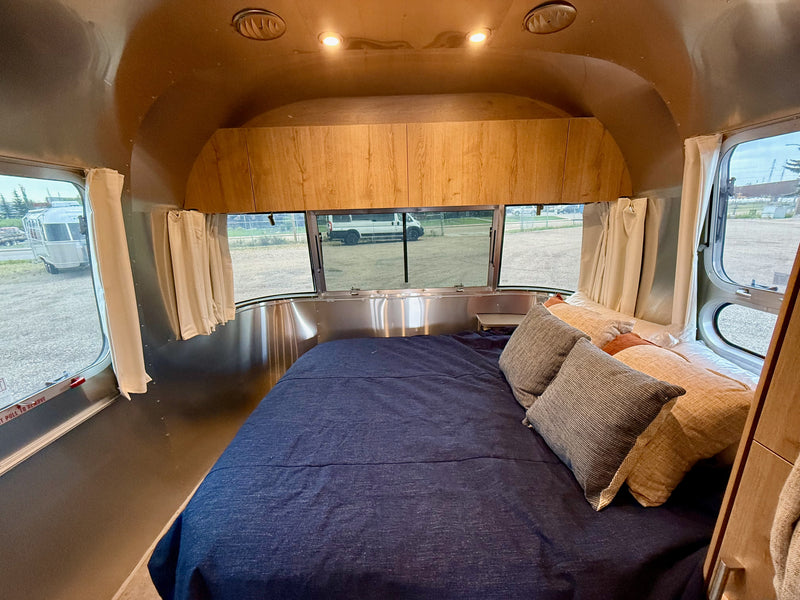 2025 Airstream Trade Wind 25FBQ