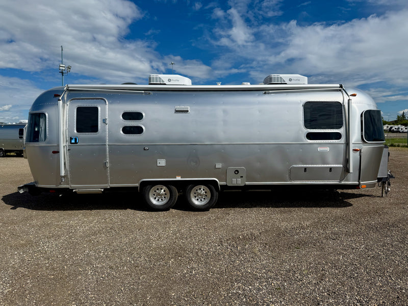 2025 Airstream International 27FBT