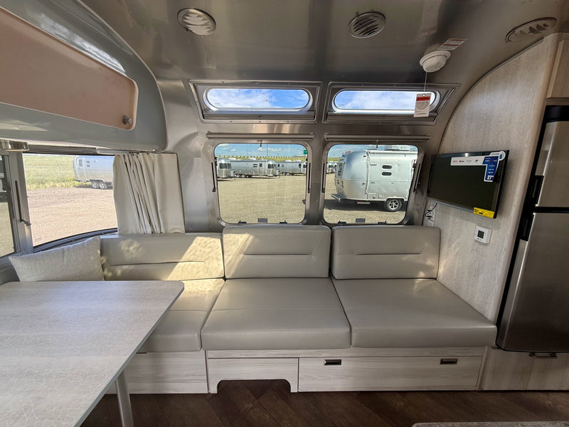 2025 Airstream International 27FBT