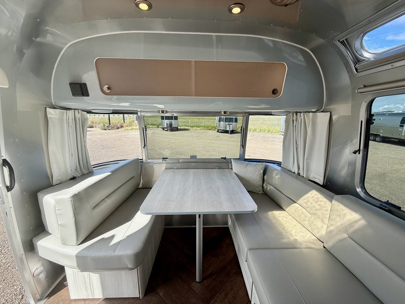 2025 Airstream International 27FBT