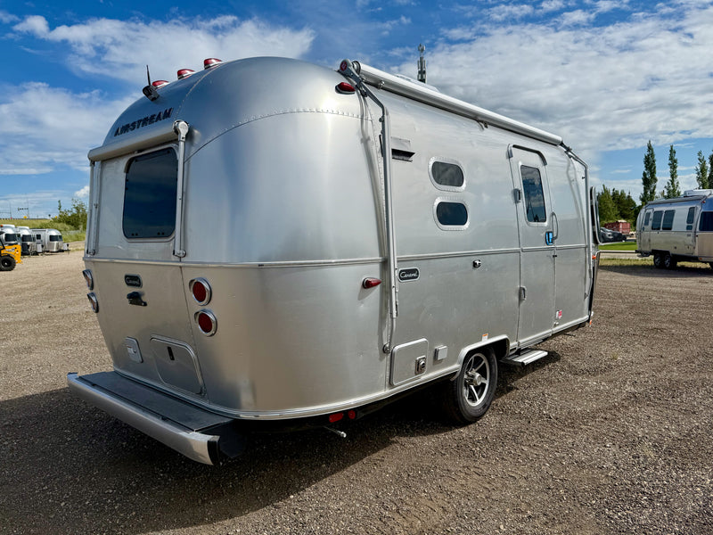 2025 Airstream Caravel 20FB