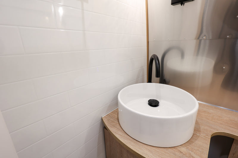 2025 Airstream Pottery Barn 28RBQ