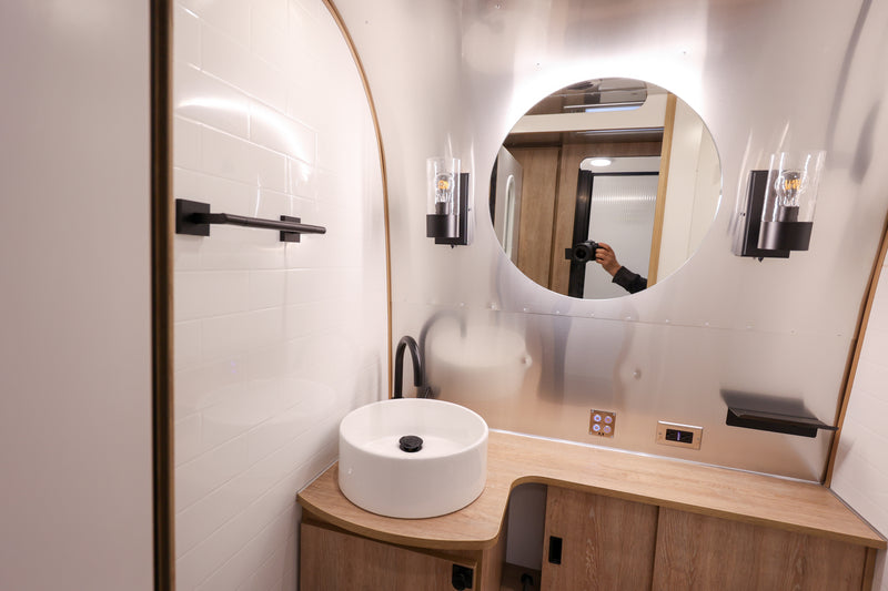 2025 Airstream Pottery Barn 28RBQ