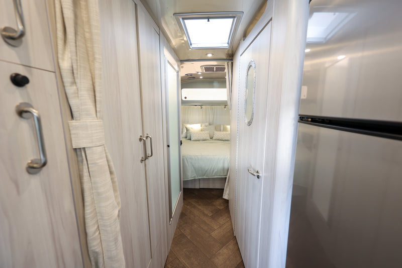 2025 Airstream International 30RBQ