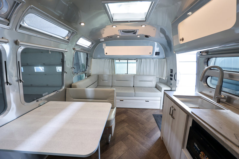 2025 Airstream International 30RBQ