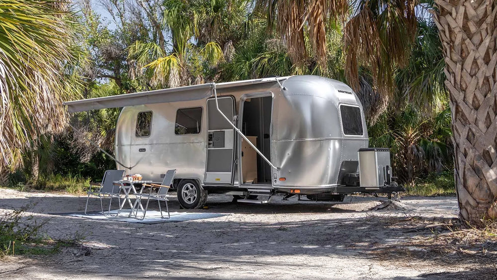 2027 Airstream World Traveler Guide
