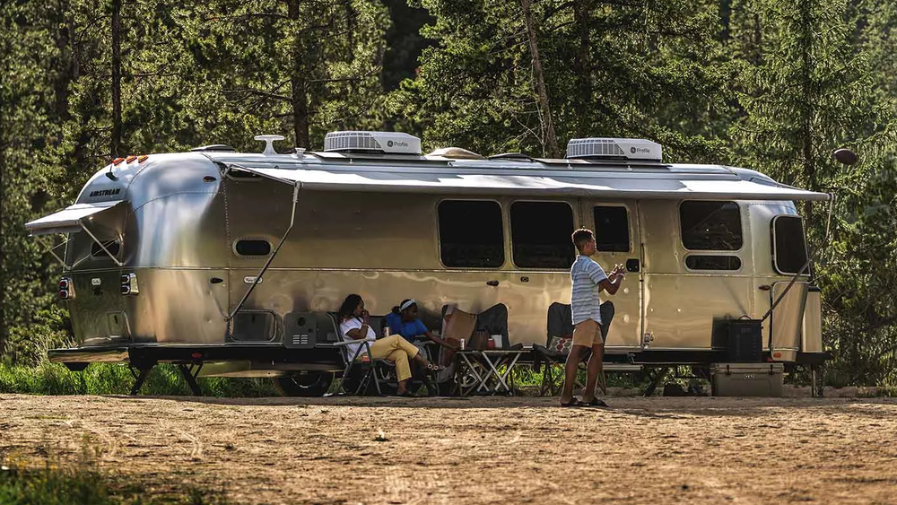2027 Airstream Flying Cloud Floor Plans Explained