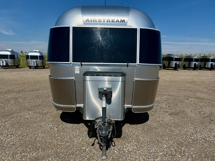 
Used 2008 Airstream Safari 19CB Travel Trailer - VIN: 1STCPAA168J522404 - Stock #R50015A
