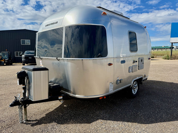 
New 2026 Airstream Bambi 16RB Travel Trailer - Ocean Exterior - White Cypress Interior - VIN: 1STHMAC10TJ579394 - Stock #R60025