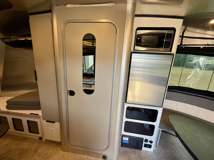 
Used 2026 Airstream Basecamp 20XE Travel Trailer - VIN: 1SMG4DD10TJ209943 - Stock #R40029A