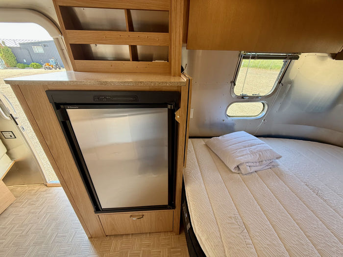 
Used 2008 Airstream Safari 19CB Travel Trailer - VIN: 1STCPAA168J522404 - Stock #R50015A