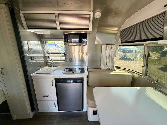 
Used 2019 Airstream Bambi 16RB Travel Trailer - VIN: 1STHRAC17KJ545470 - Stock #RP1002B