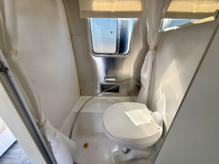 
Used 2019 Airstream Bambi 16RB Travel Trailer - VIN: 1STHRAC17KJ545470 - Stock #RP1002B