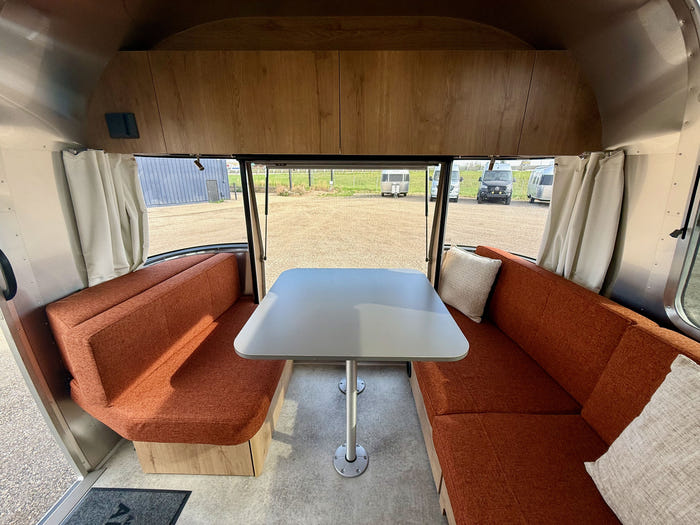 
Used 2024 Airstream Trade Wind 25FB Travel Trailer - Terracotta Exterior - River Oak Interior - VIN: 1STJVYJ27RJ573006 - Stock #RP1005