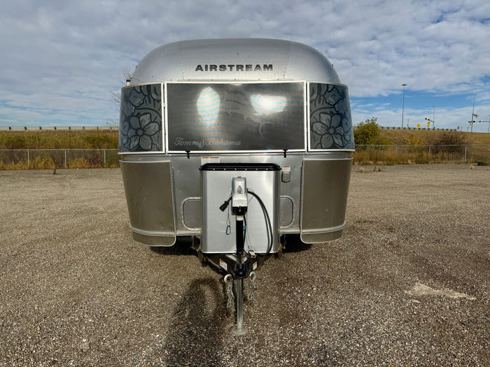 2019 Airstream Tommy Bahama 27FB