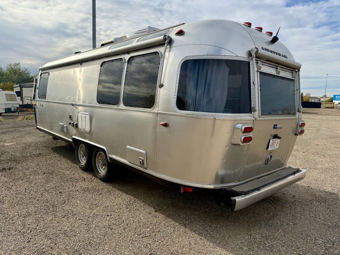 2019 Airstream Tommy Bahama 27FB