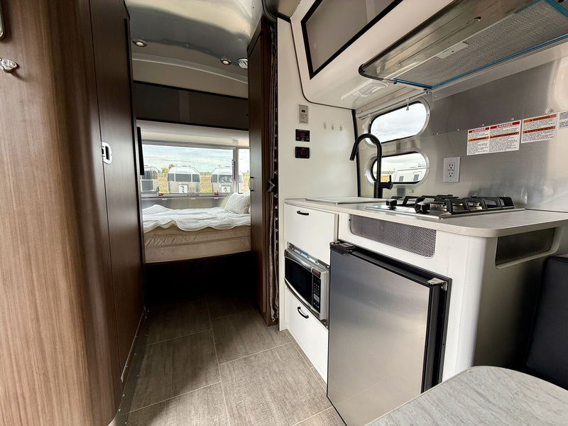 2020 Airstream Caravel 16RB