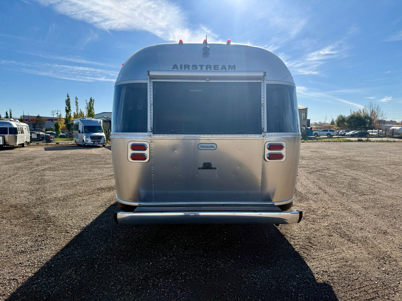 2021 Airstream Globetrotter 27FB