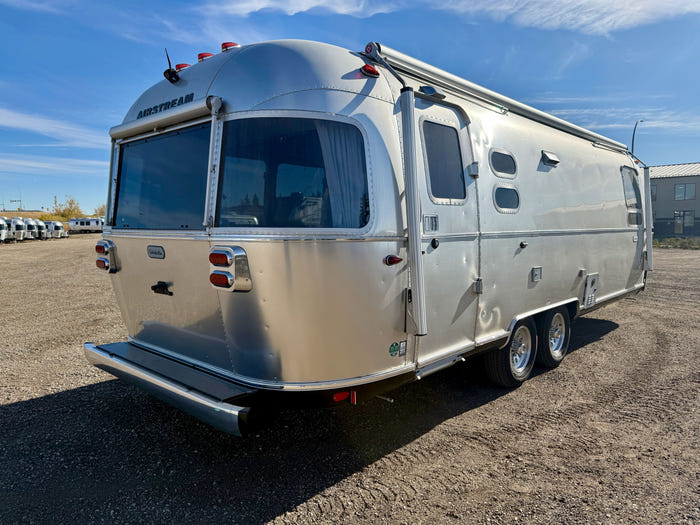 2021 Airstream Globetrotter 27FB