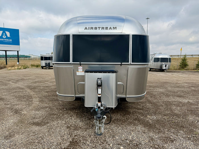 2025 Airstream Trade Wind 25FBT