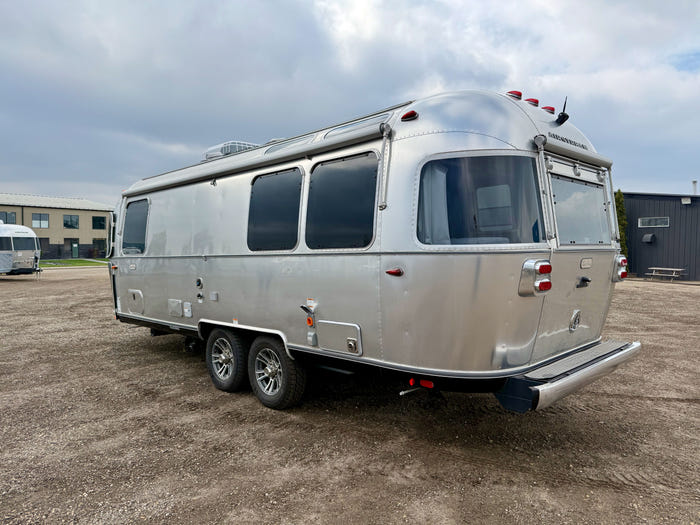 2025 Airstream Trade Wind 25FBT