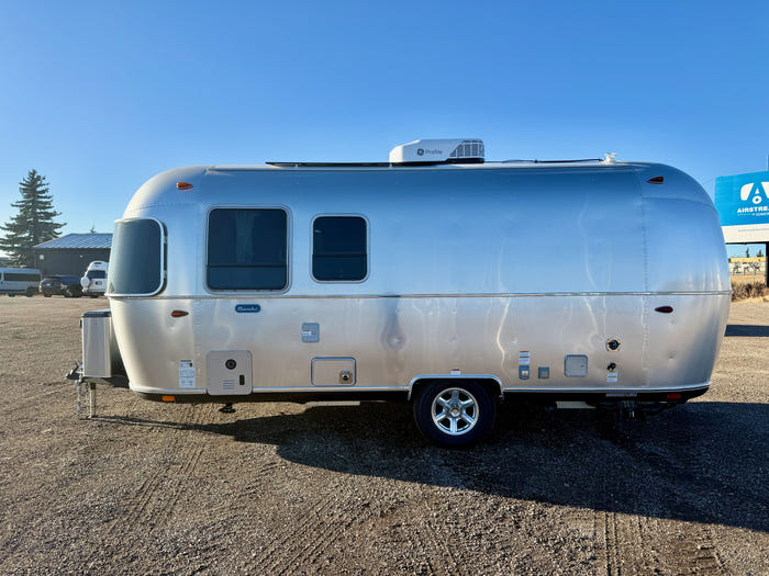 2026 Airstream Bambi 22FB