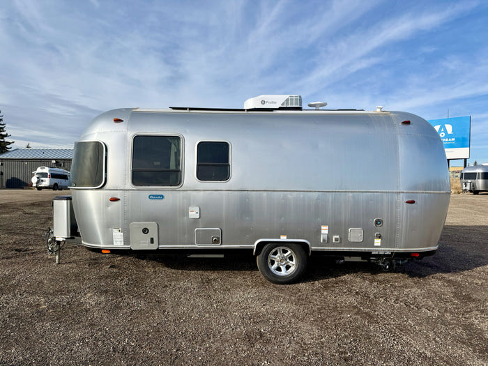 
New 2026 Airstream Bambi 22FB Travel Trailer - Ocean Exterior - White Cypress Interior - VIN: 1STVMAF10TJ577188 - Stock #R60004
