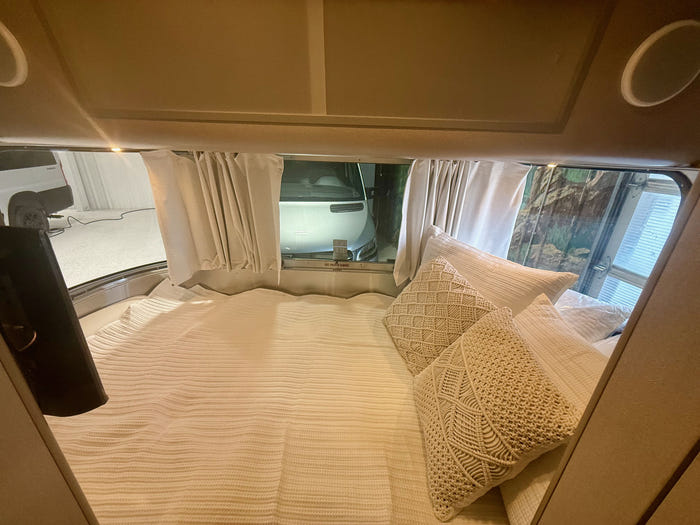 2026 Airstream Caravel 16RB