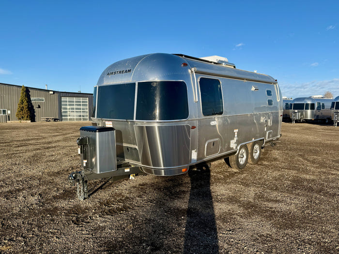 2026 Airstream Flying Cloud 23FBT