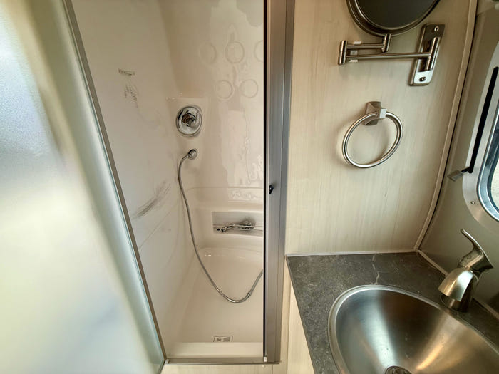 2026 Airstream Flying Cloud 23FBT