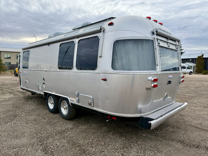 2026 Airstream International 25FBT