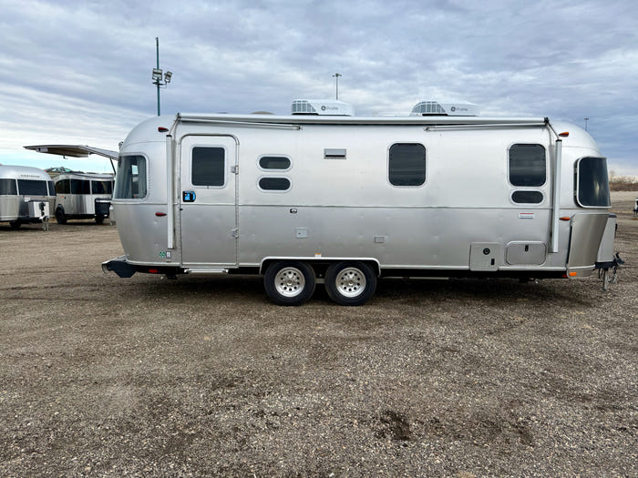 2026 Airstream International 25FBT