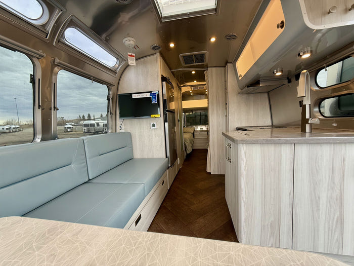2026 Airstream International 25FBT