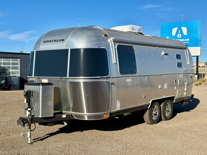 2026 Airstream Trade Wind 23FBQ