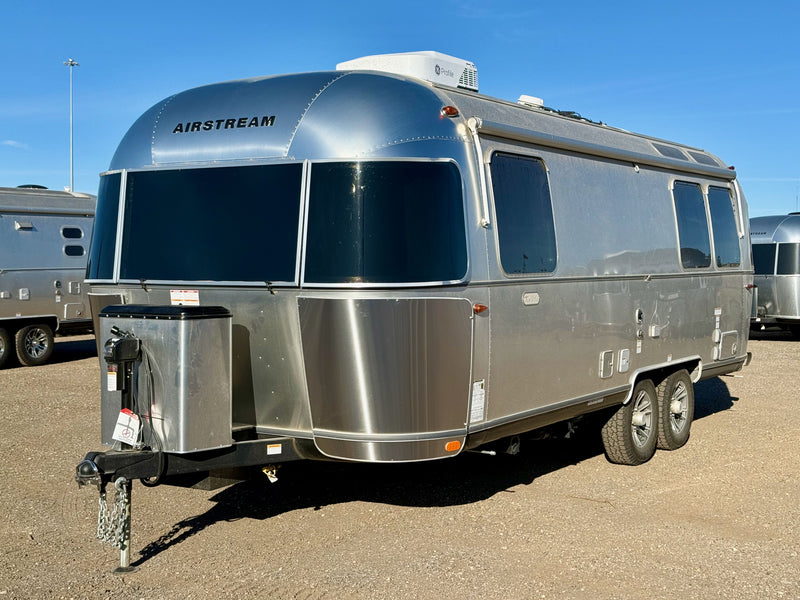 2026 Airstream Trade Wind 25FBQ