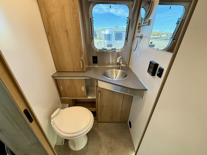 2026 Airstream Trade Wind 25FBQ