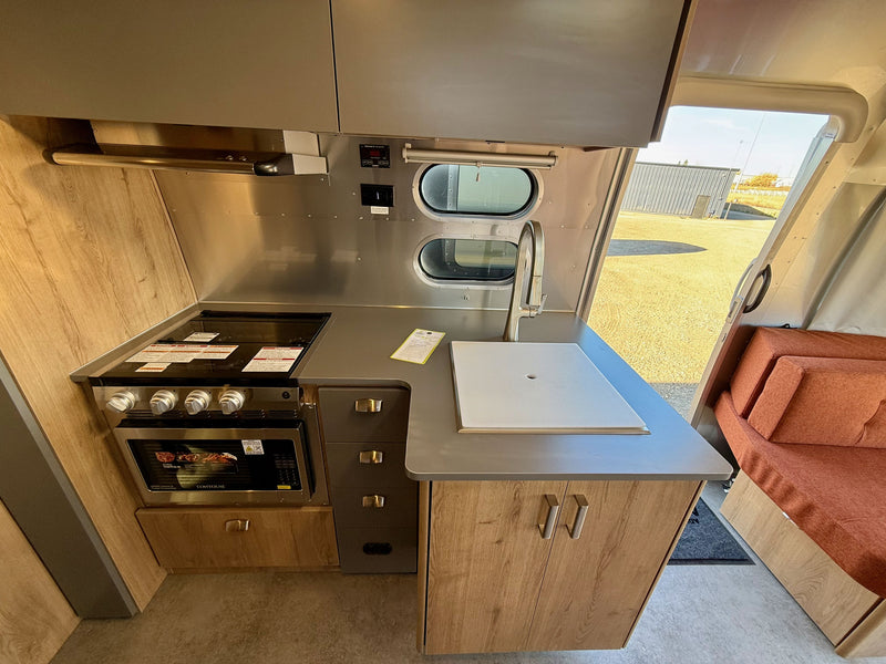 2026 Airstream Trade Wind 25FBQ