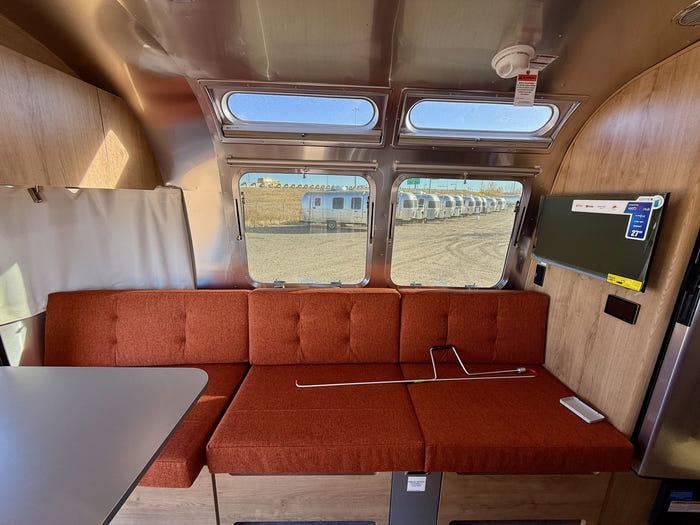 2026 Airstream Trade Wind 25FBQ