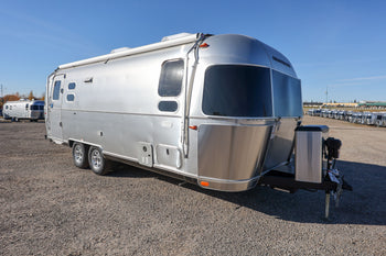 
New 2026 Airstream Flying Cloud 25FB Travel Trailer - Seattle Mist Exterior - Sunlit Maple Interior - VIN: 1STJ9YJ27TJ579965 - Stock #R60031