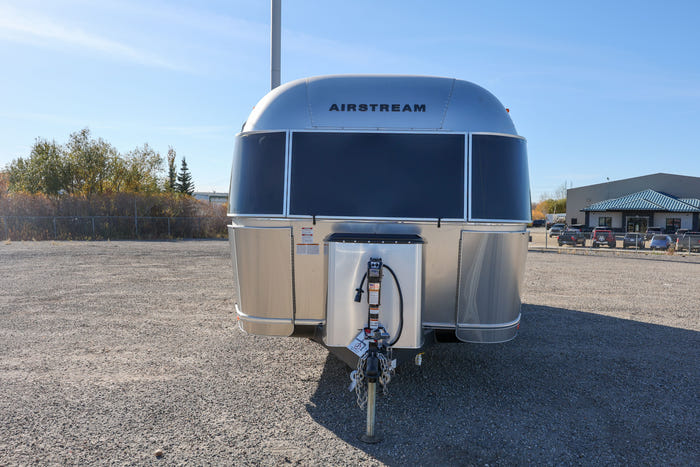 
New 2026 Airstream Flying Cloud 25FB Travel Trailer - Seattle Mist Exterior - Sunlit Maple Interior - VIN: 1STJ9YJ27TJ579965 - Stock #R60031