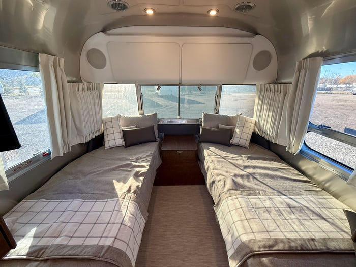 
New 2026 Airstream Globetrotter 27FB Travel Trailer - Dublin Slate (D/D) Exterior - Black Walnut Interior - VIN: 1STTNYL20TJ579971 - Stock #R60033