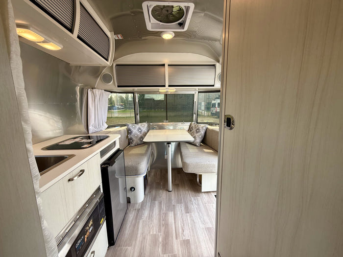 2025 Airstream Bambi 16RB
