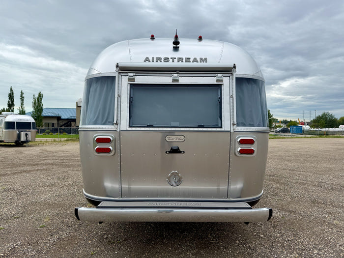 2025 Airstream Trade Wind 25FBQ