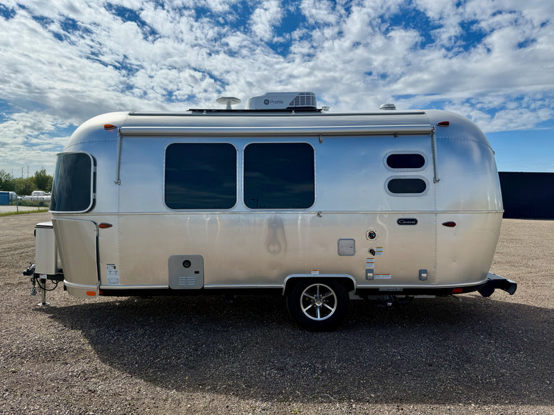 2025 Airstream Caravel 20FB