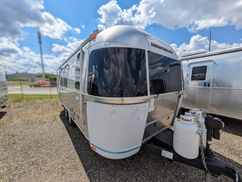 2024 Airstream Flying Cloud 23FB