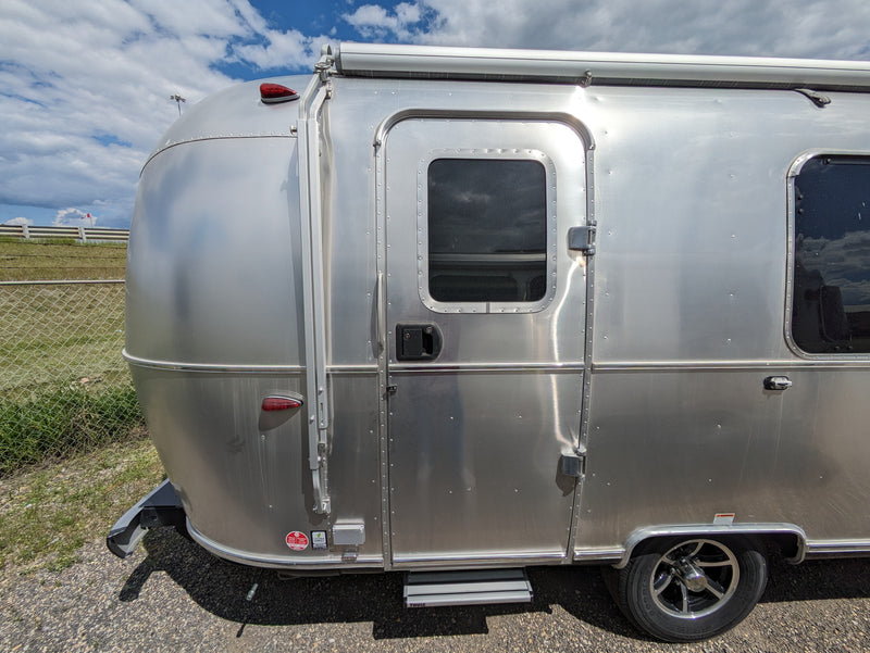 2024 Airstream Caravel 22FB