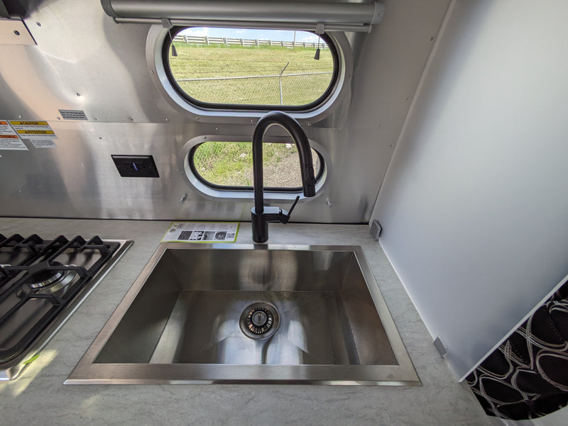 2024 Airstream Caravel 22FB