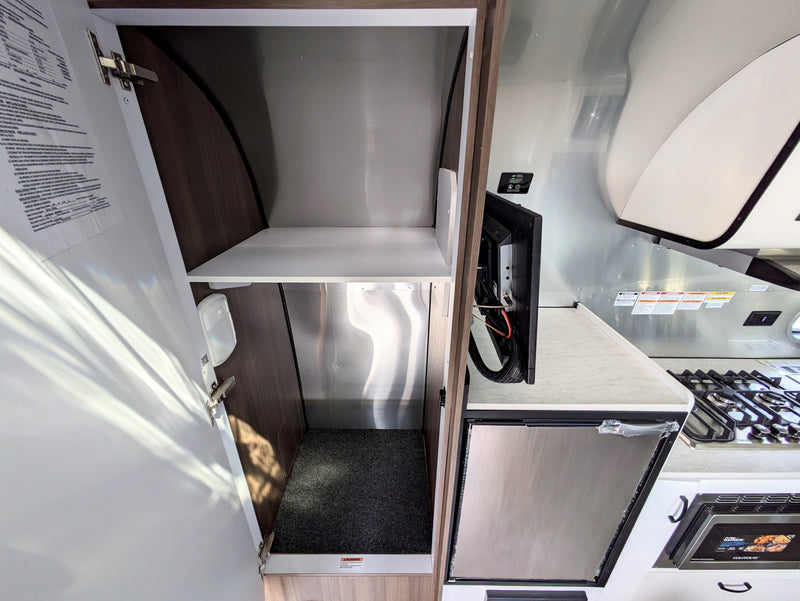 2024 Airstream Caravel 22FB